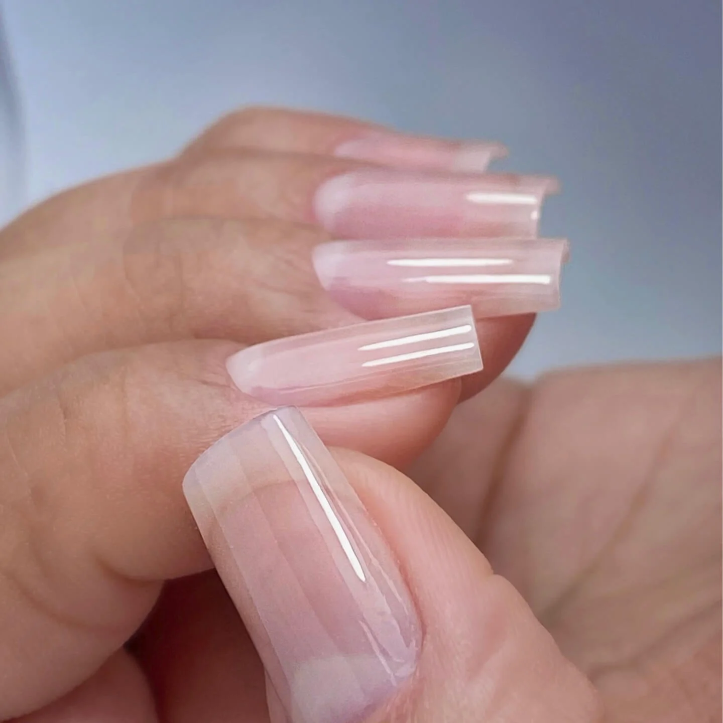 @isabellasampaionails